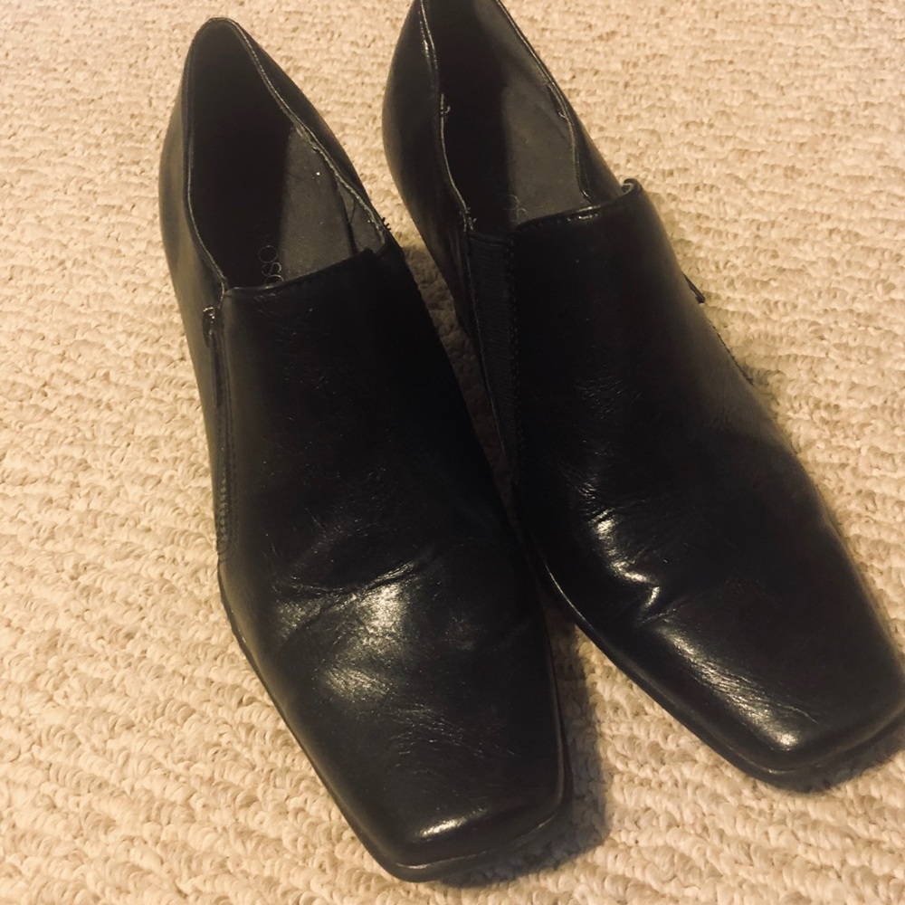 Aerosoles Black Heel